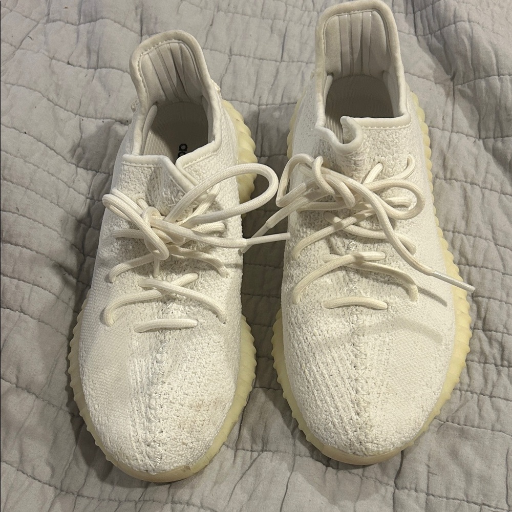 Adidas Yeezy Cream Knit Sneakers size 8 men’s